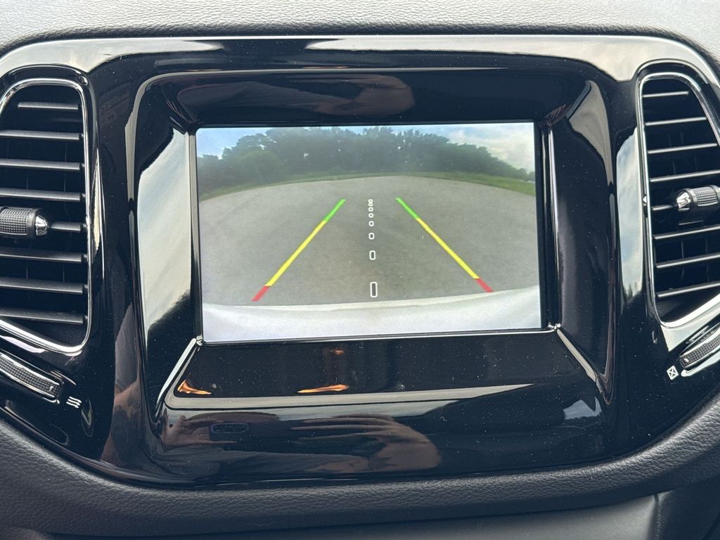 2020 Jeep Compass Altitude photo 18