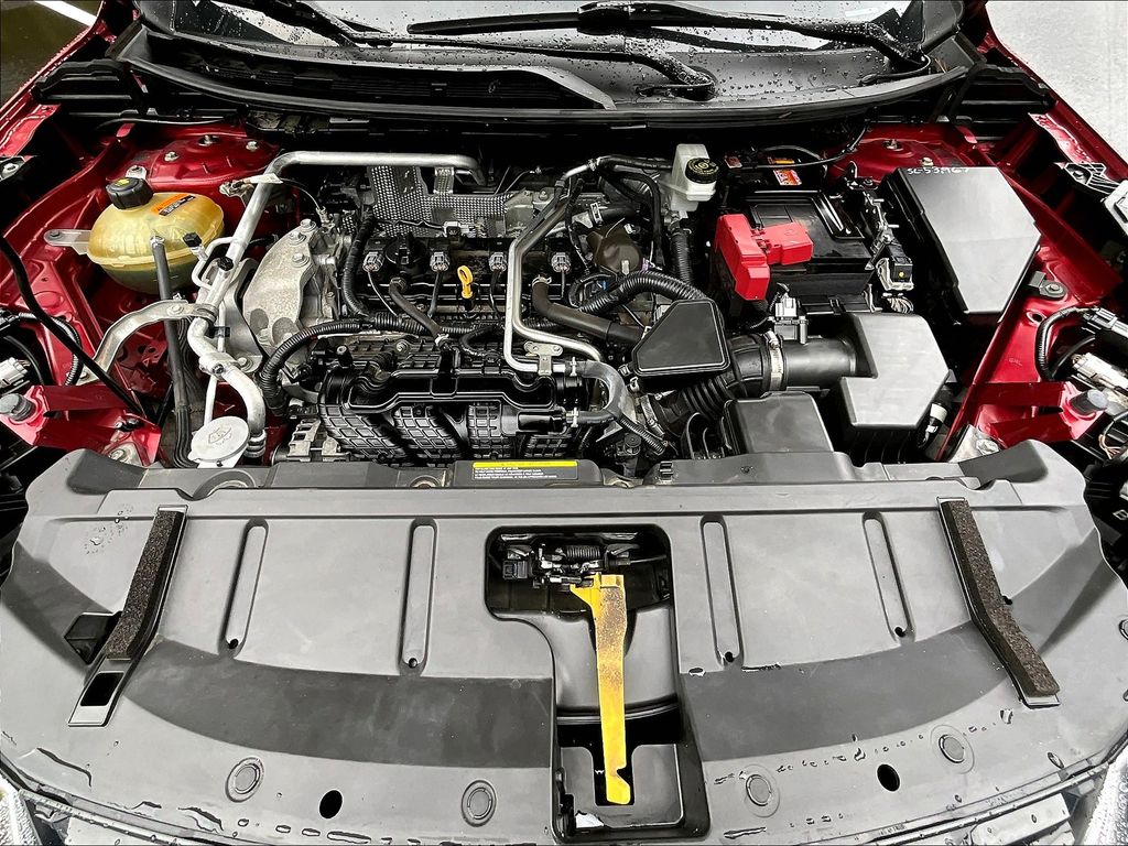 2021 Nissan Rogue SV photo 26