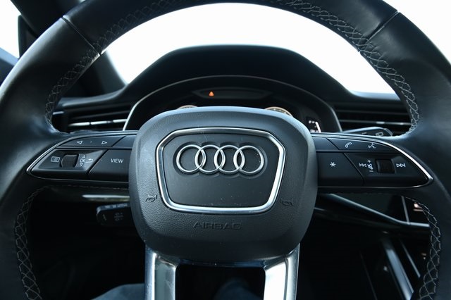 2021 Audi Q8 55 Prestige photo 8