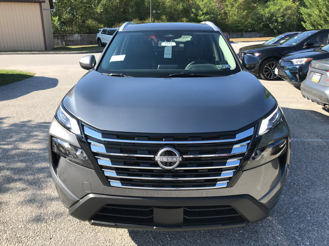 2026 Nissan Rogue SV photo 2