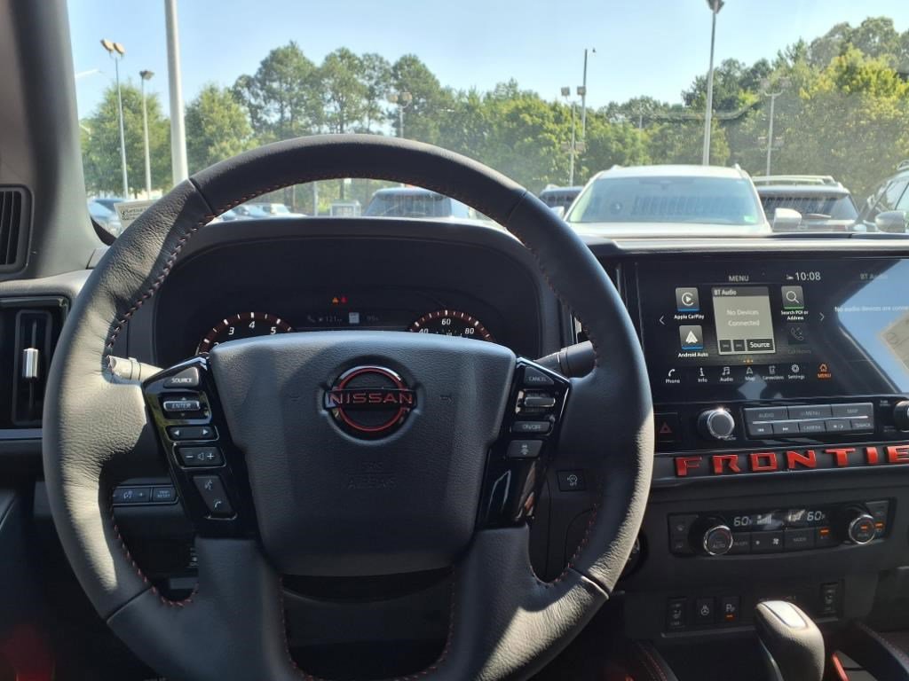 2025 Nissan Frontier Crew Cab PRO-4X photo 14