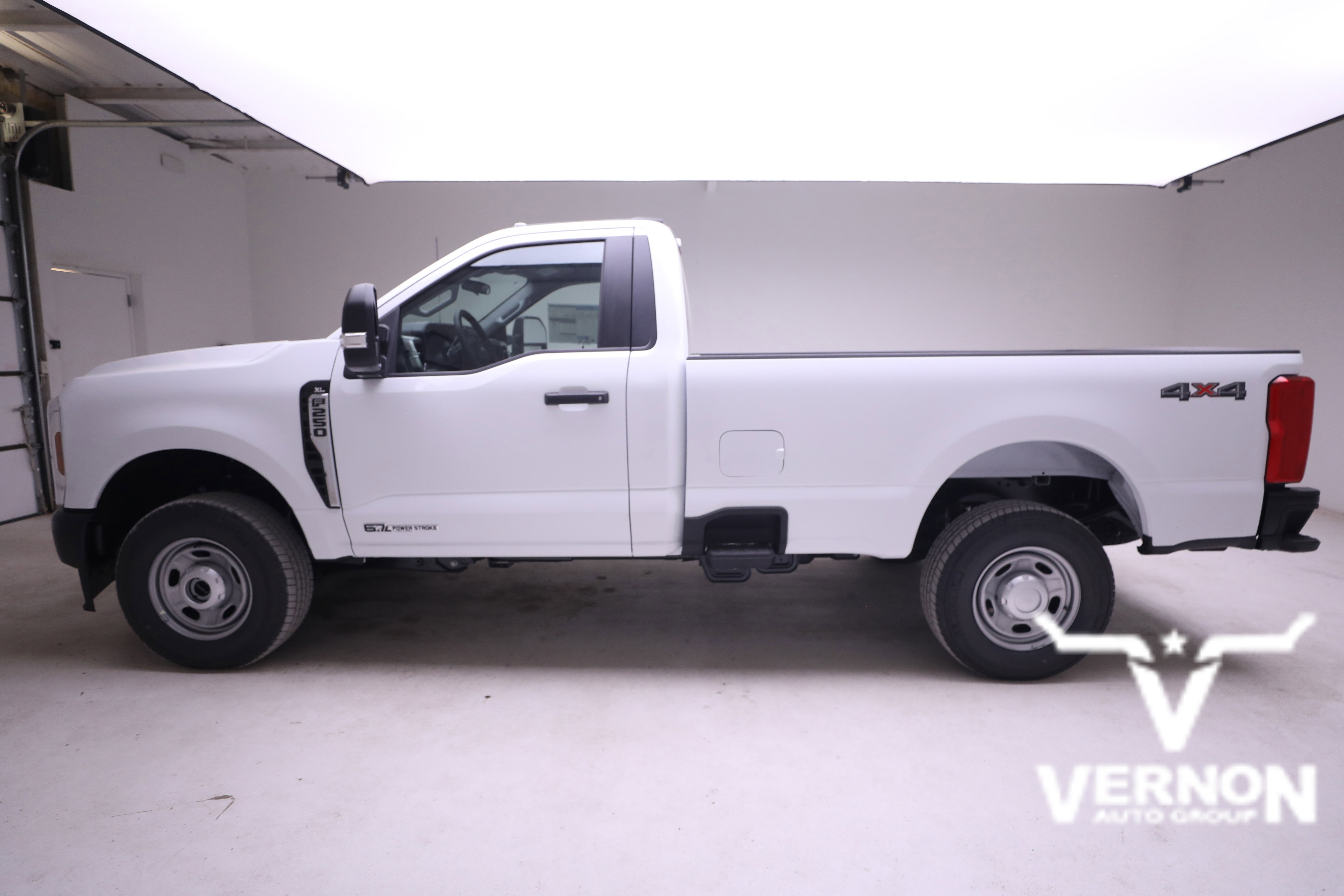 2026 Ford F-250 XL photo 2