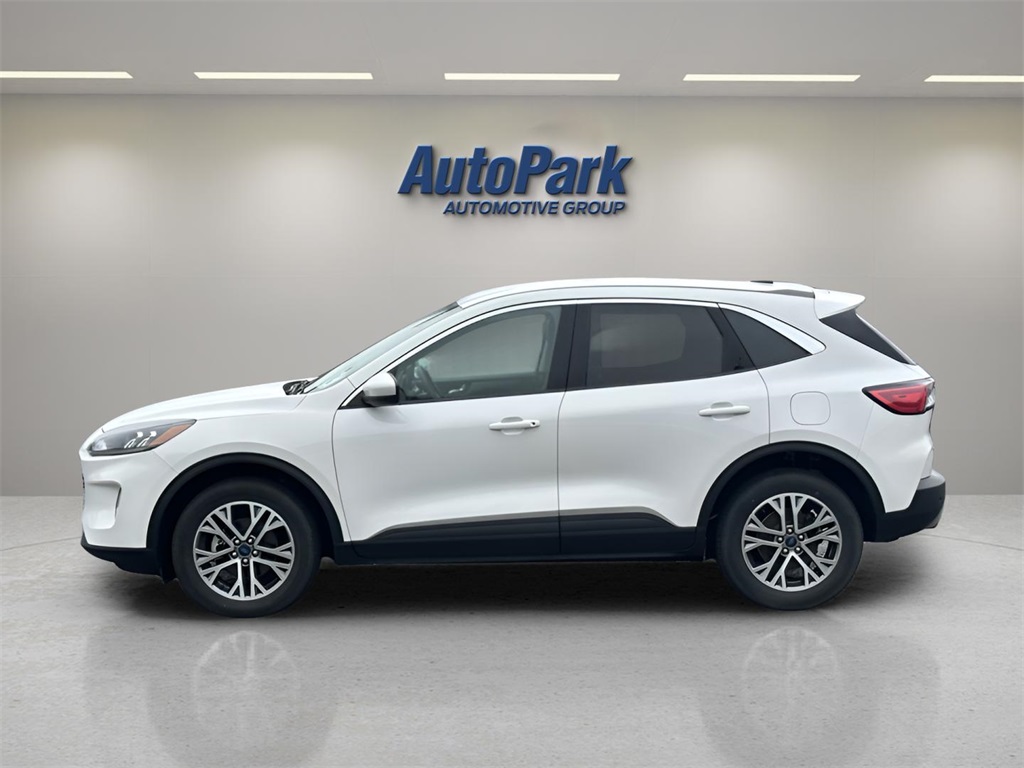 2022 Ford Escape SEL photo 3