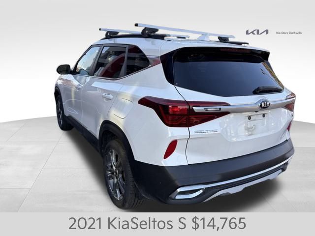 2021 Kia Seltos S photo 2