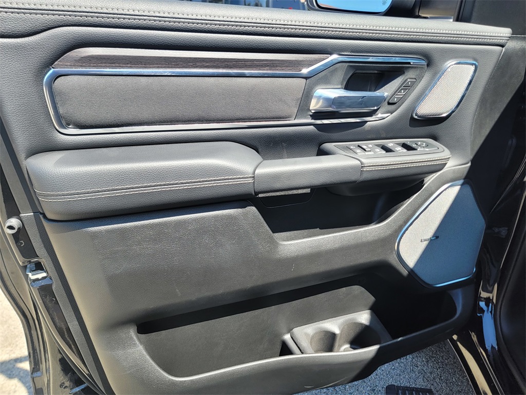 2026 Ram 1500 Laramie photo 8