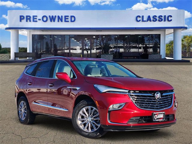 2022 Buick Enclave Essence's photo