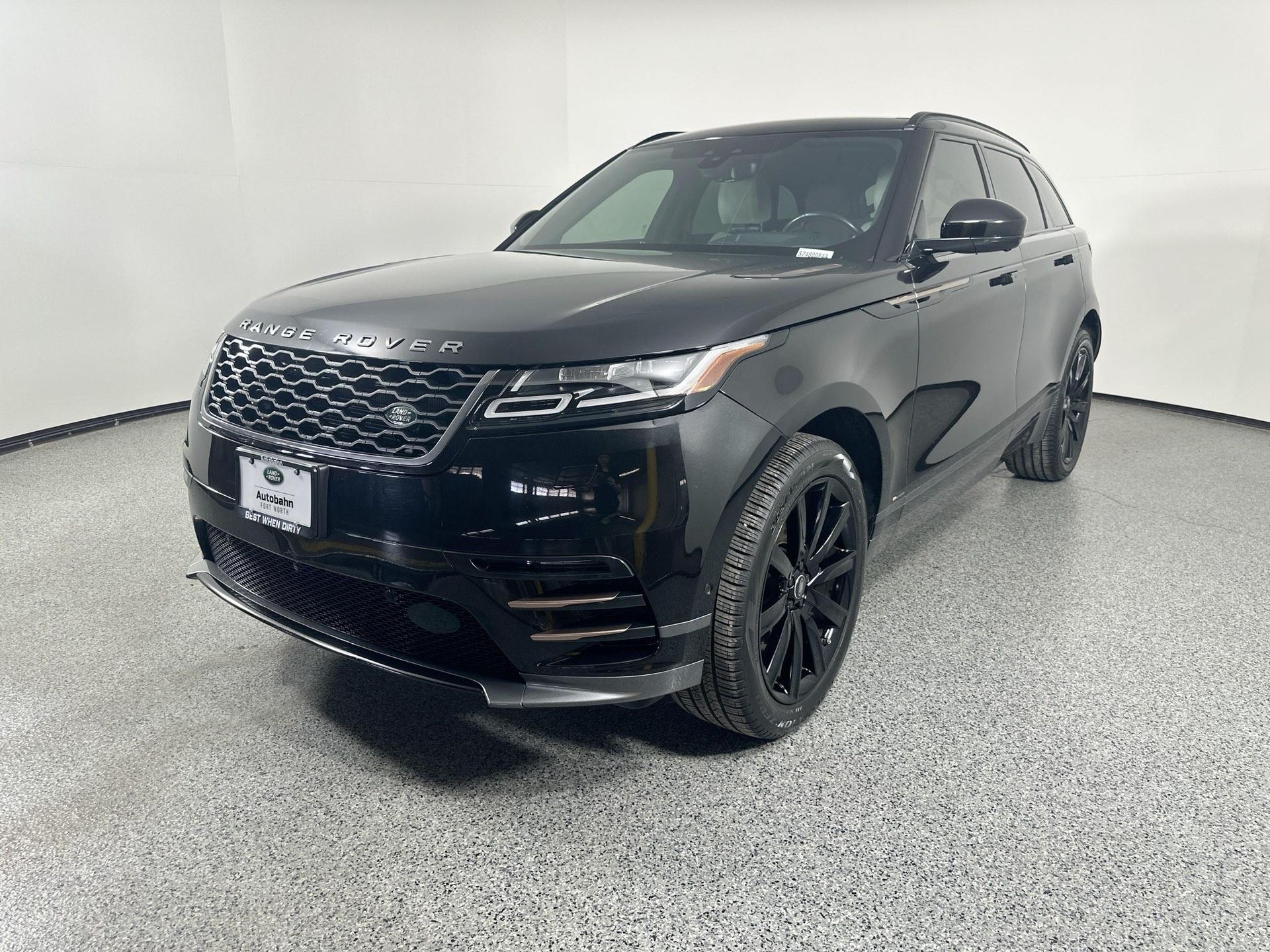 2019 Land Rover Range Rover Velar SE