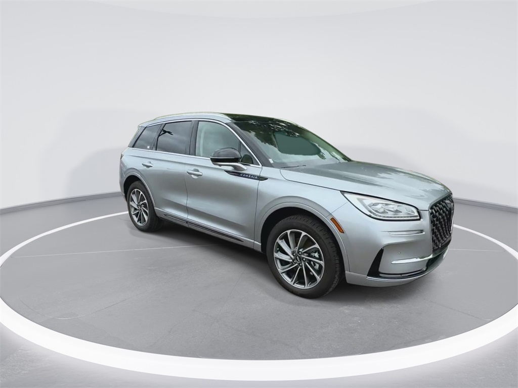 2024 Lincoln Corsair Grand Touring photo 2