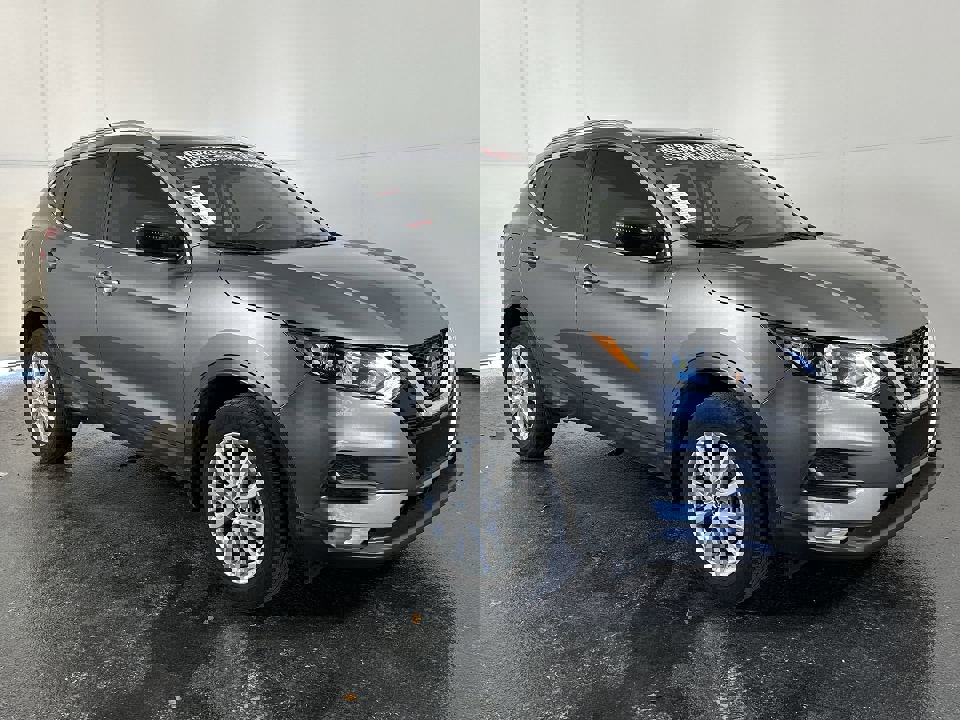 2022 Nissan Rogue Sport SV photo 2