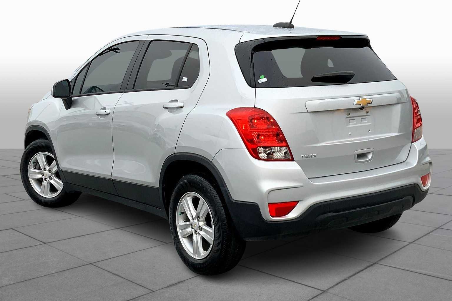 2021 Chevrolet Trax LS photo 10
