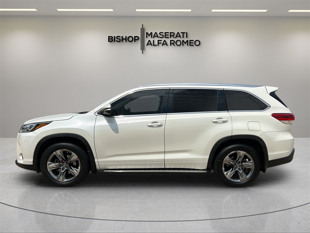 2018 Toyota Highlander Limited Platinum photo 2