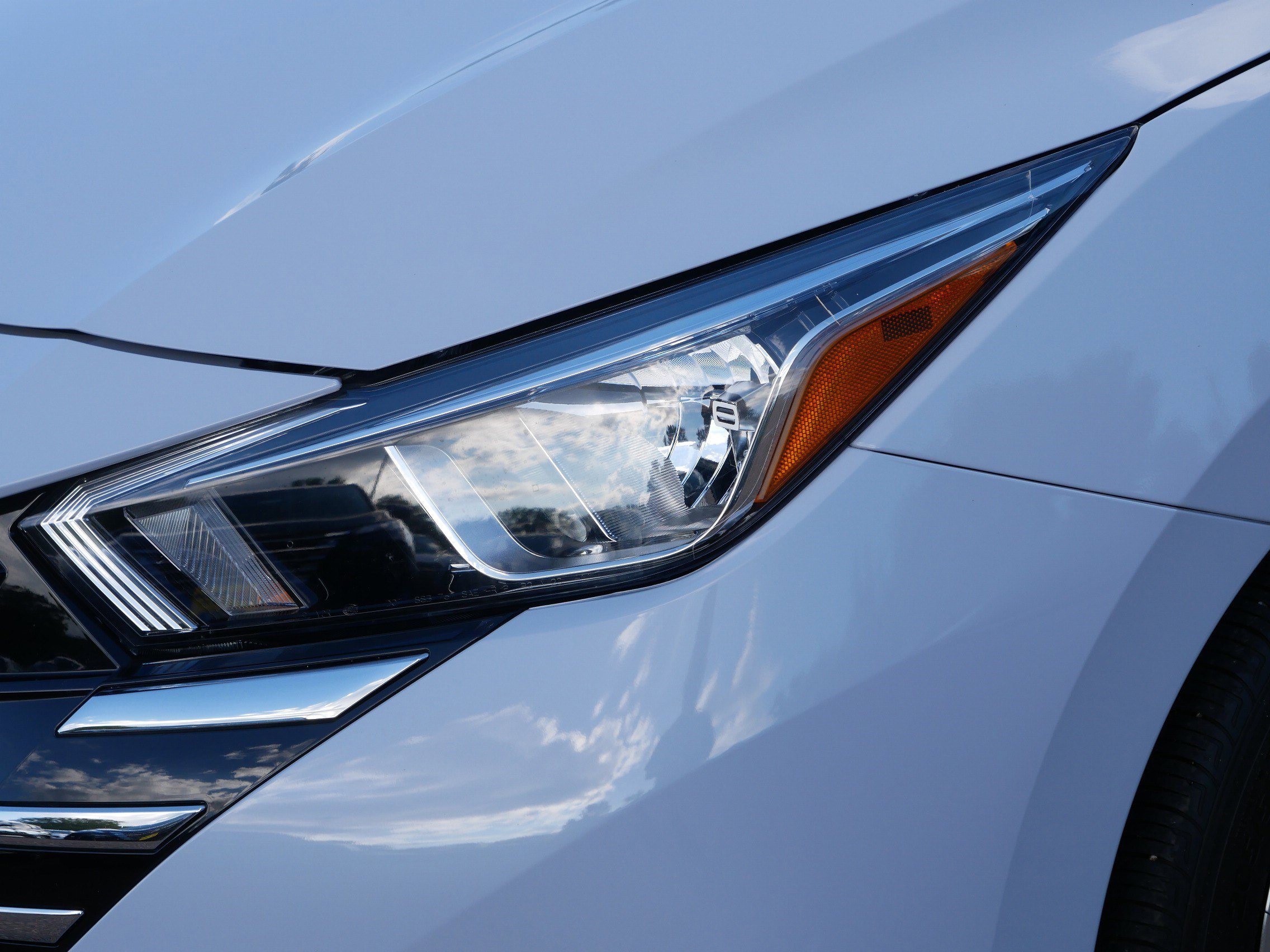 2024 Nissan Versa SV photo 15