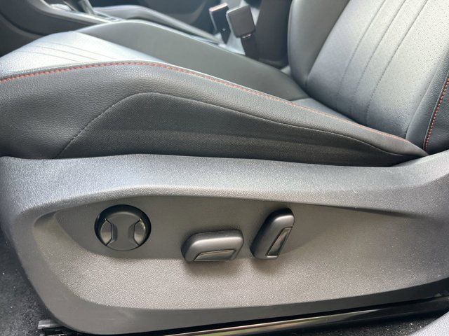 2024 Volkswagen Tiguan Wolfsburg Edition photo 3