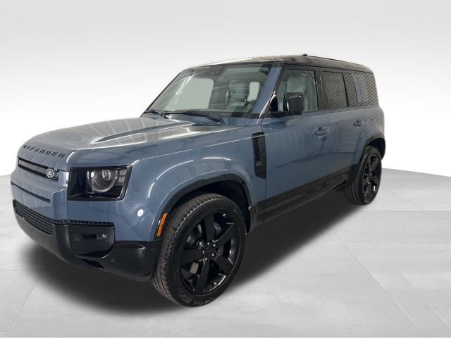 2026 Land Rover Defender X's photo