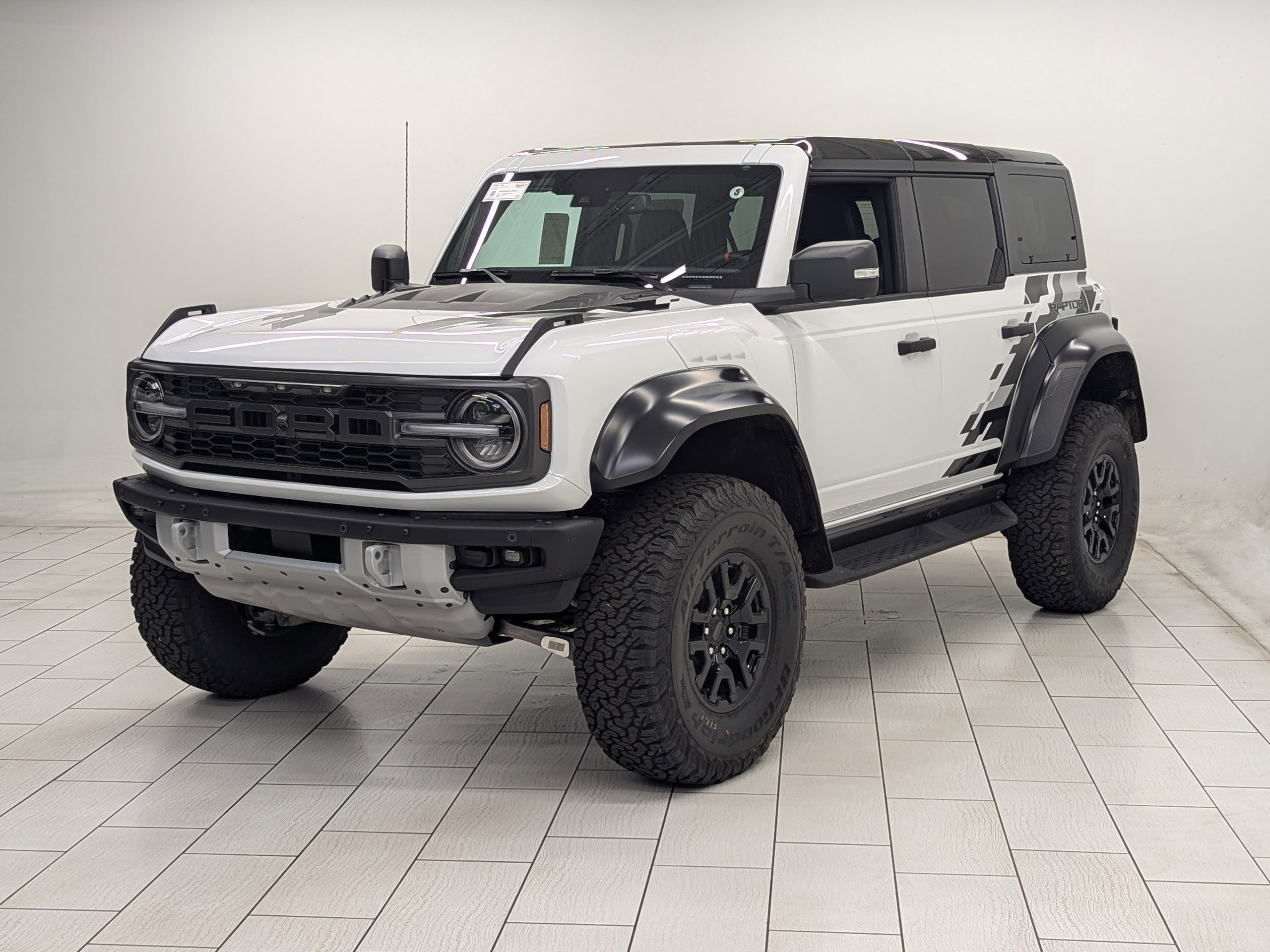 2025 Ford Bronco Raptor photo 4
