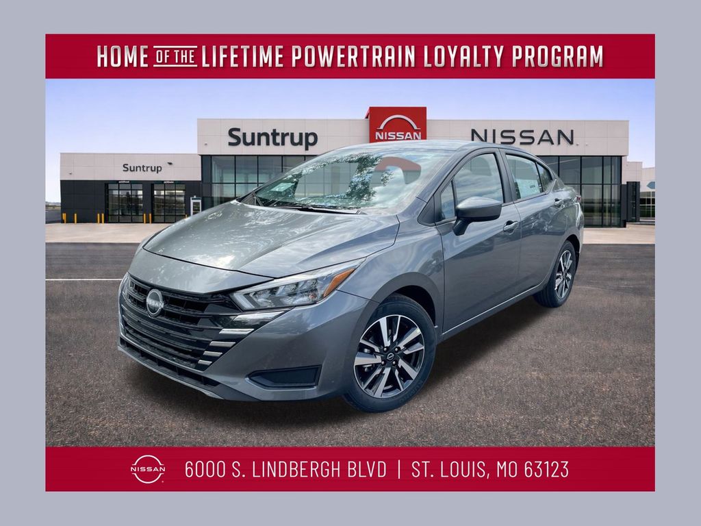 2025 Nissan Versa SV's photo