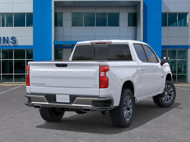 2026 Chevrolet Silverado 1500 LT photo 2