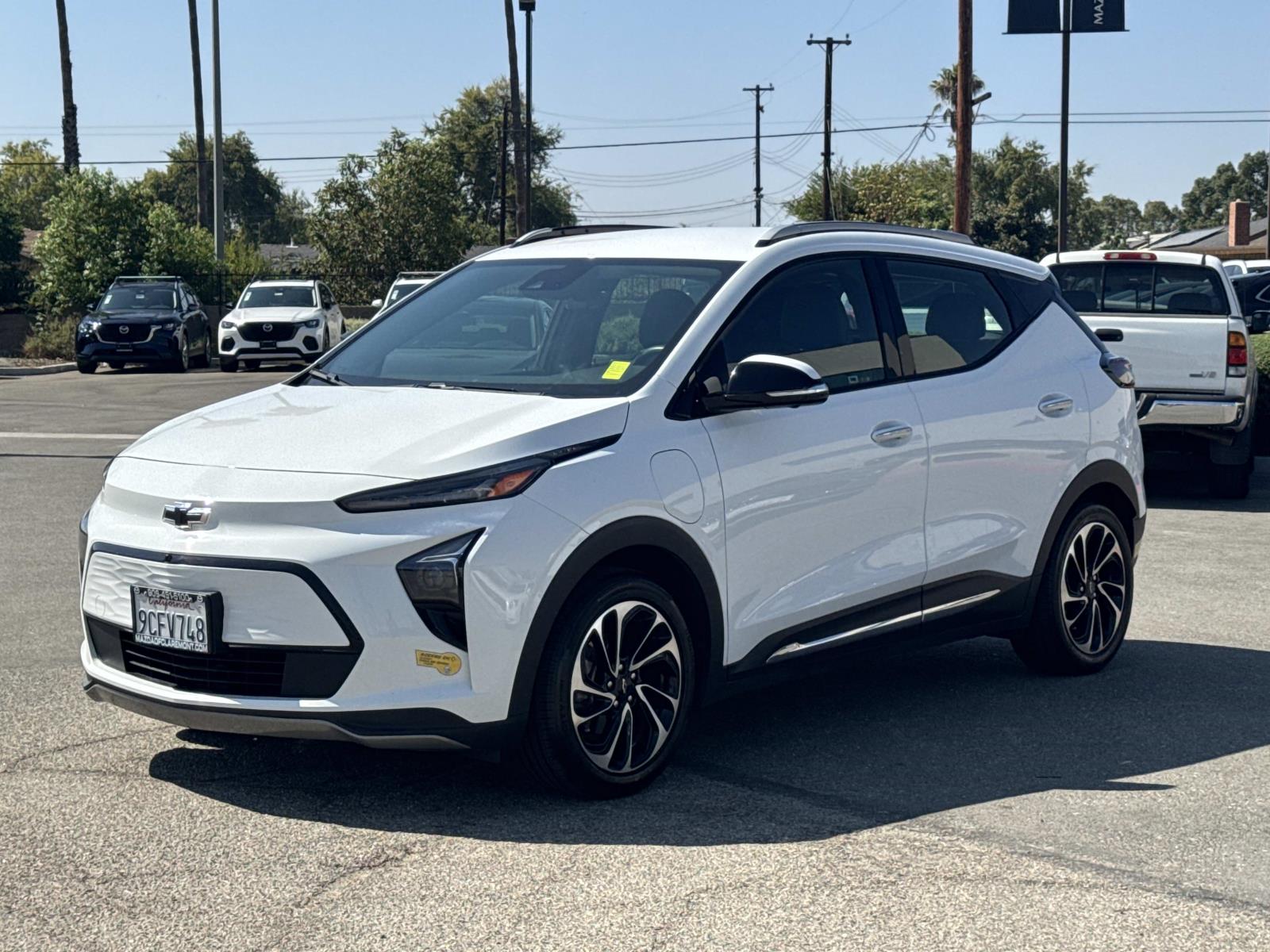 2022 Chevrolet Bolt EUV Premier photo 3