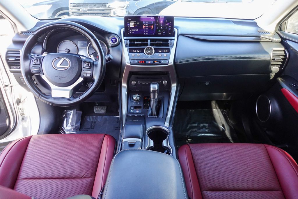 2020 Lexus NX 300h Premium photo 28