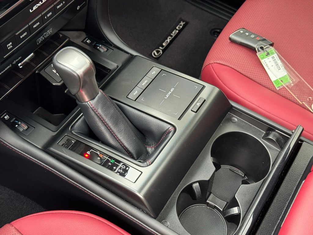 2023 Lexus GX 460 photo 29