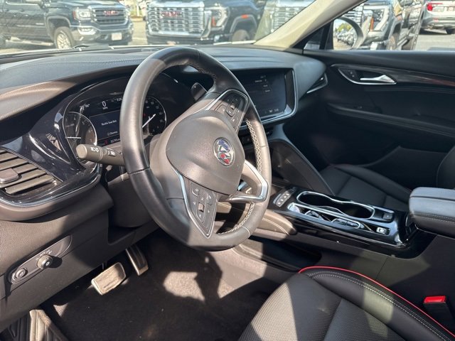 2023 Buick Envision Essence photo 10