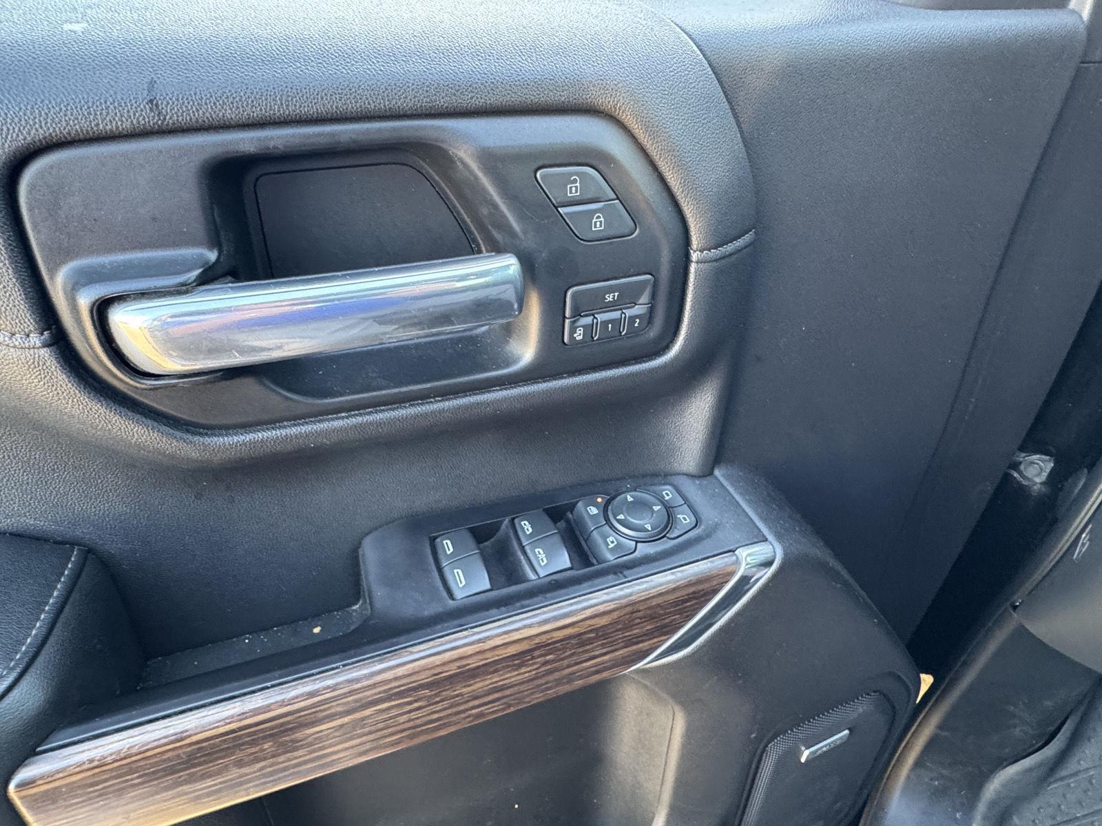 2019 Chevrolet Silverado 1500 High Country photo 4