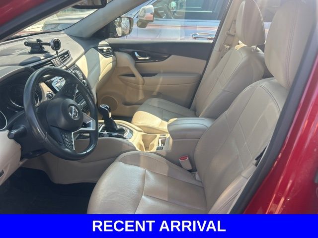 2017 Nissan Rogue SL photo 11
