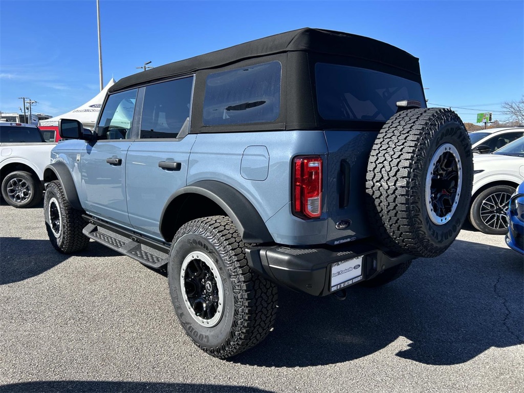 2025 Ford Bronco Big Bend photo 4
