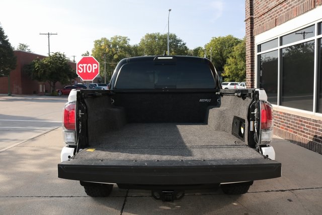 2020 Toyota Tacoma Limited photo 12