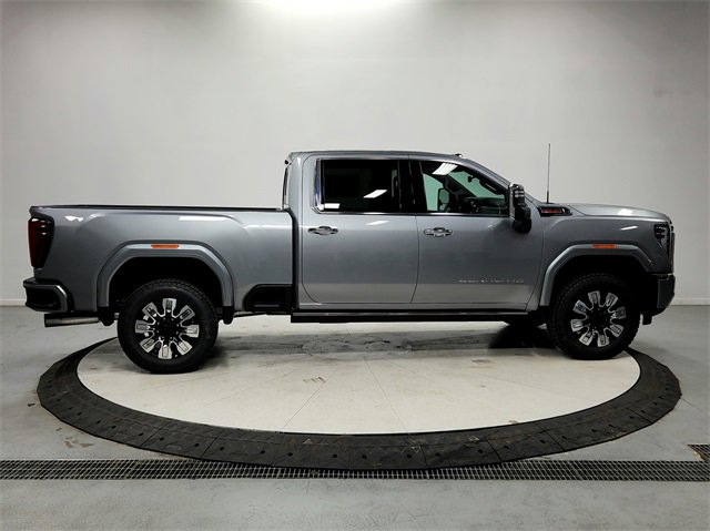 2026 Gmc Sierra 2500 HD Denali photo 4