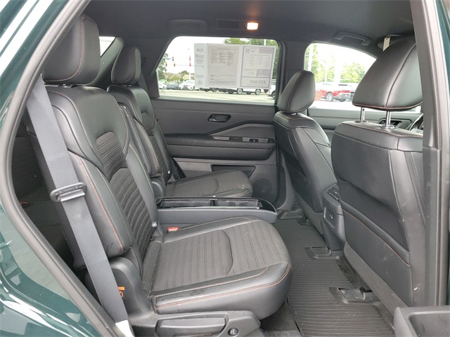 2024 Nissan Pathfinder Rock Creek photo 15