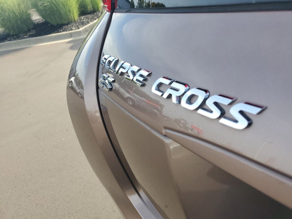 2020 Mitsubishi Eclipse Cross ES photo 22
