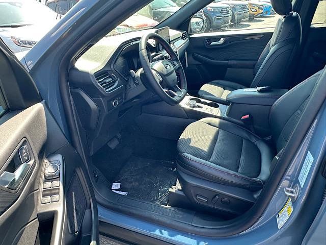 2026 Ford Escape ST-Line photo 8