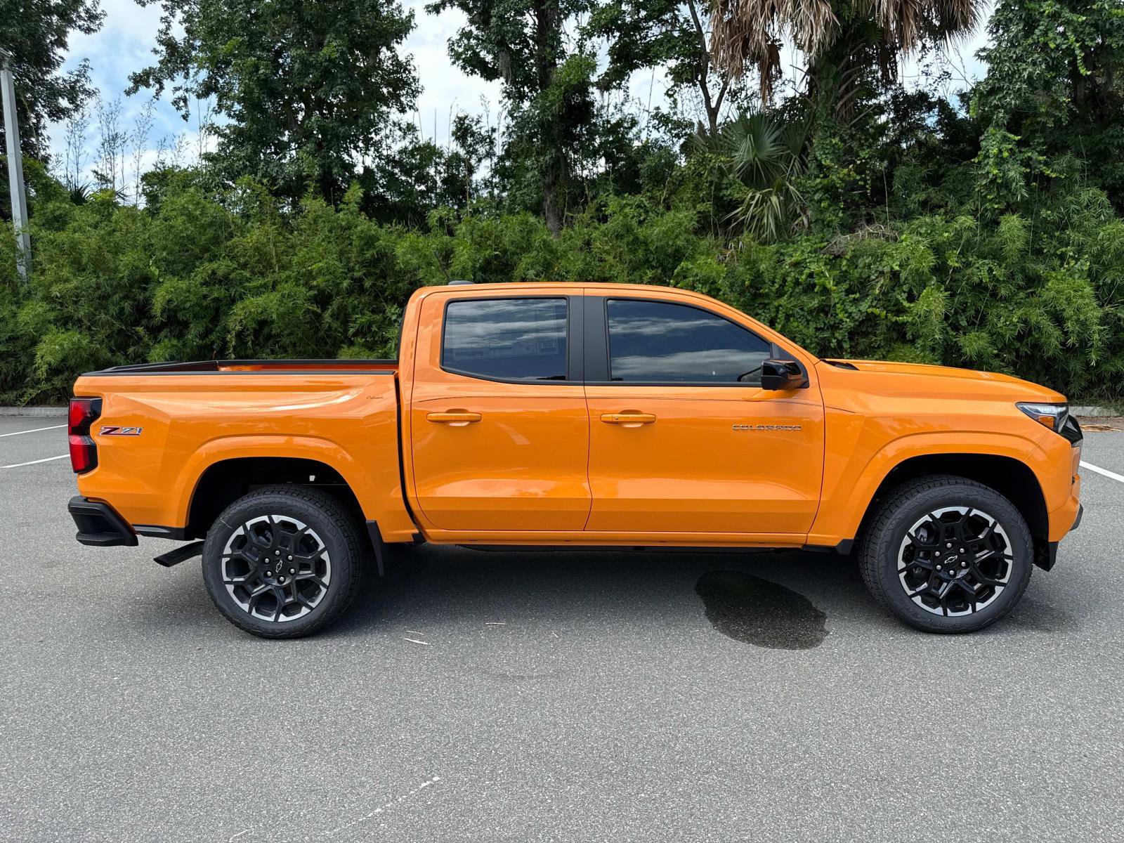 2026 Chevrolet Colorado Z71 photo 2
