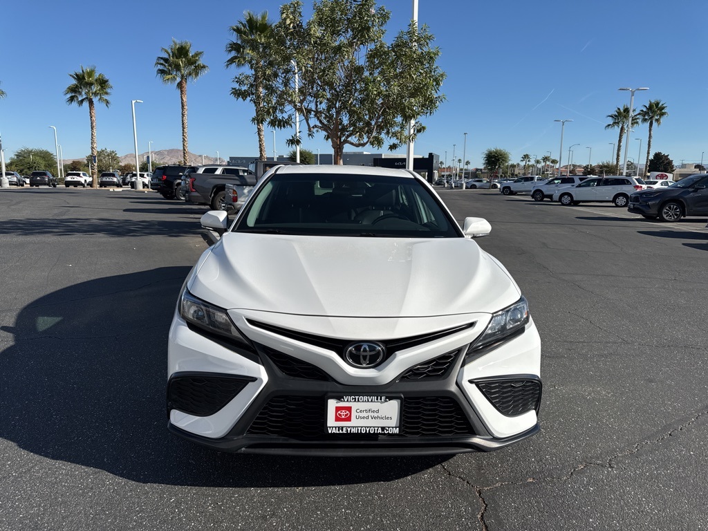 2023 Toyota Camry SE photo 3