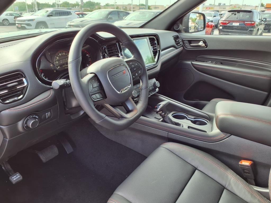2025 Dodge Durango R/T Plus photo 7