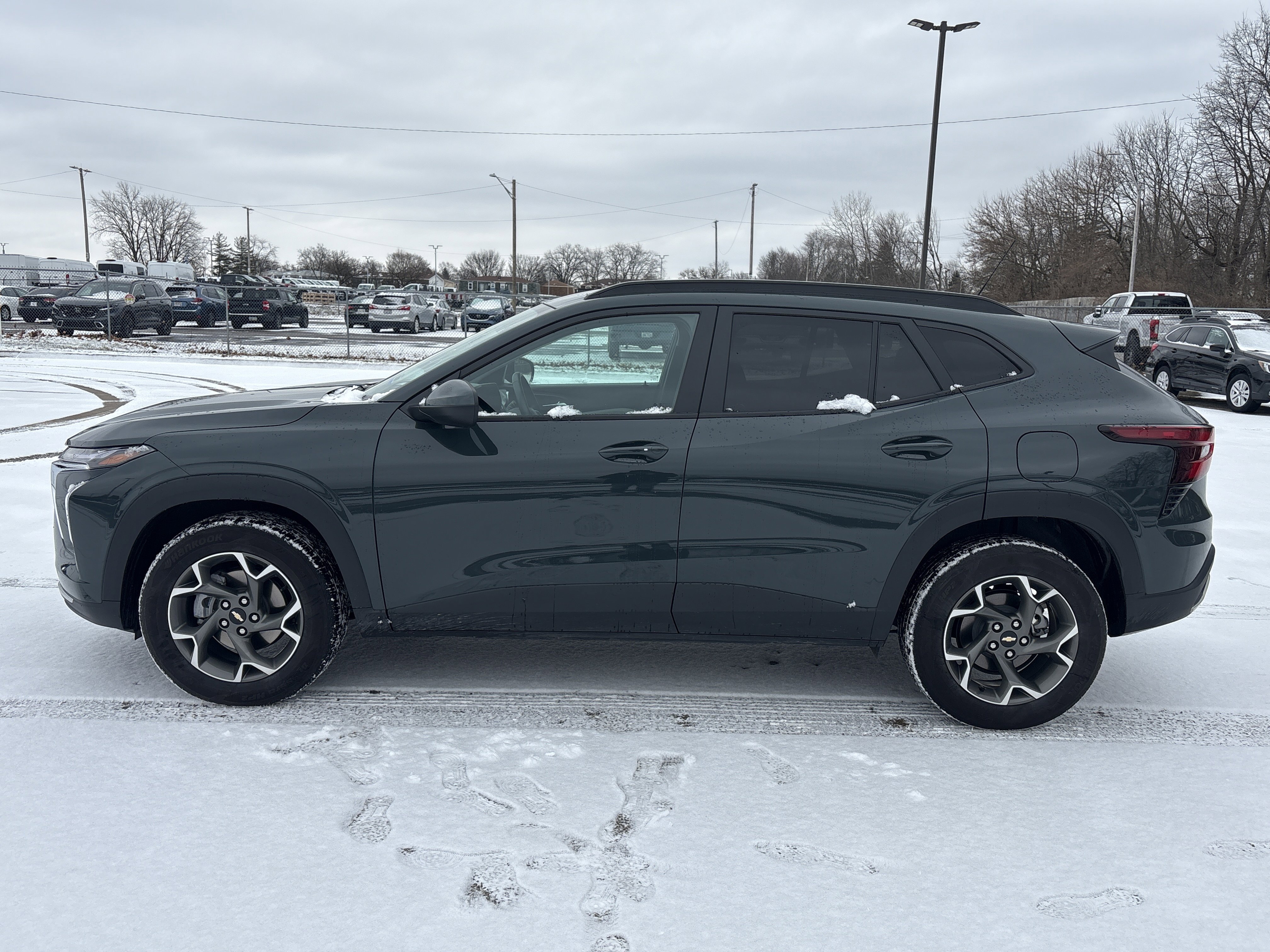 2025 Chevrolet Trax LT's photo