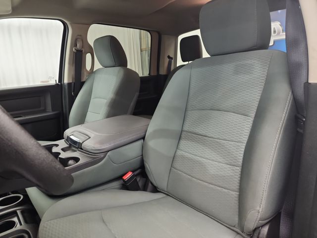 2016 Ram 2500 Tradesman photo 29