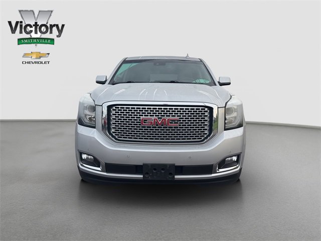 Used 2017 GMC Yukon XL Denali with VIN 1GKS2HKJ3HR320044 for sale in Kansas City