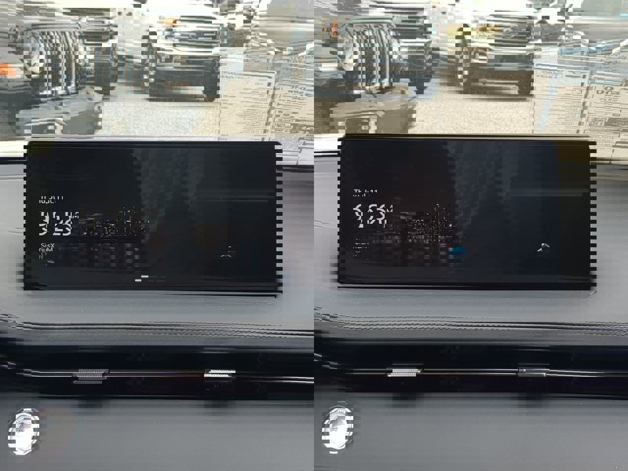 2025 Genesis GV70 2.5T photo 16