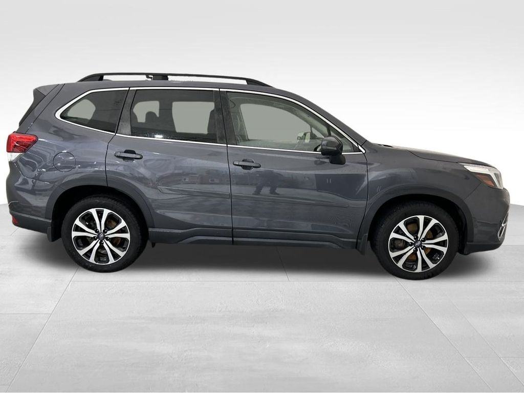 2021 Subaru Forester Limited photo 12