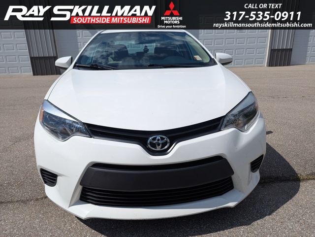 2014 Toyota Corolla LE photo 2