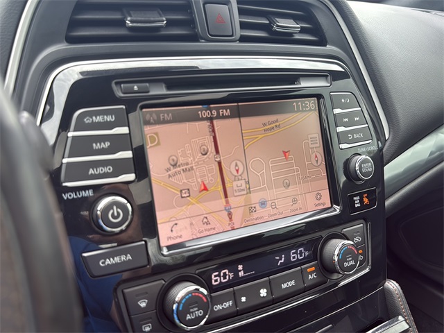 2020 Nissan Maxima SR photo 16