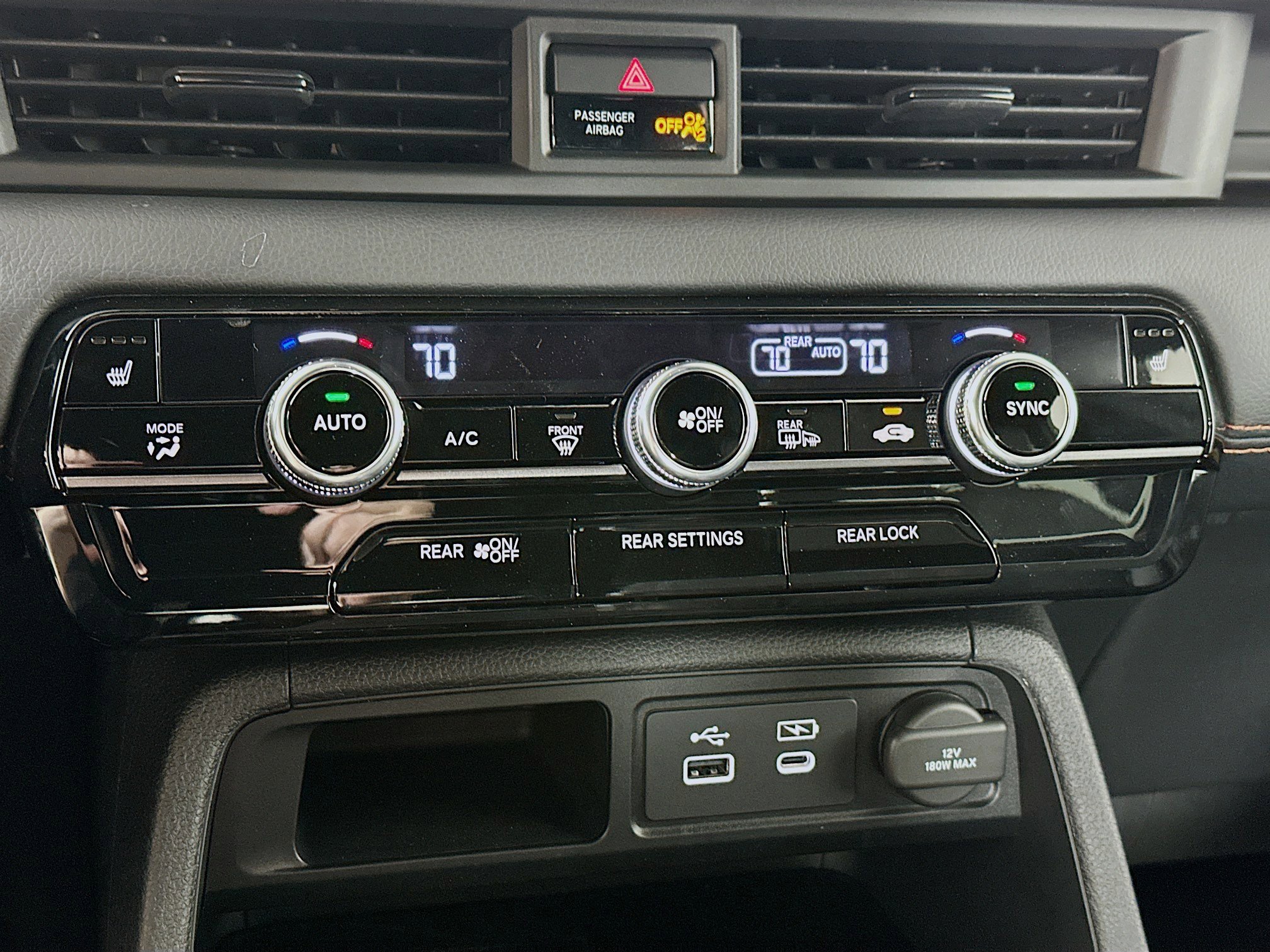 2025 Honda Pilot TrailSport photo 15