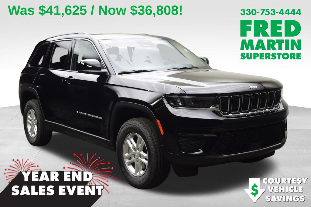 2025 Jeep Grand Cherokee Laredo's photo