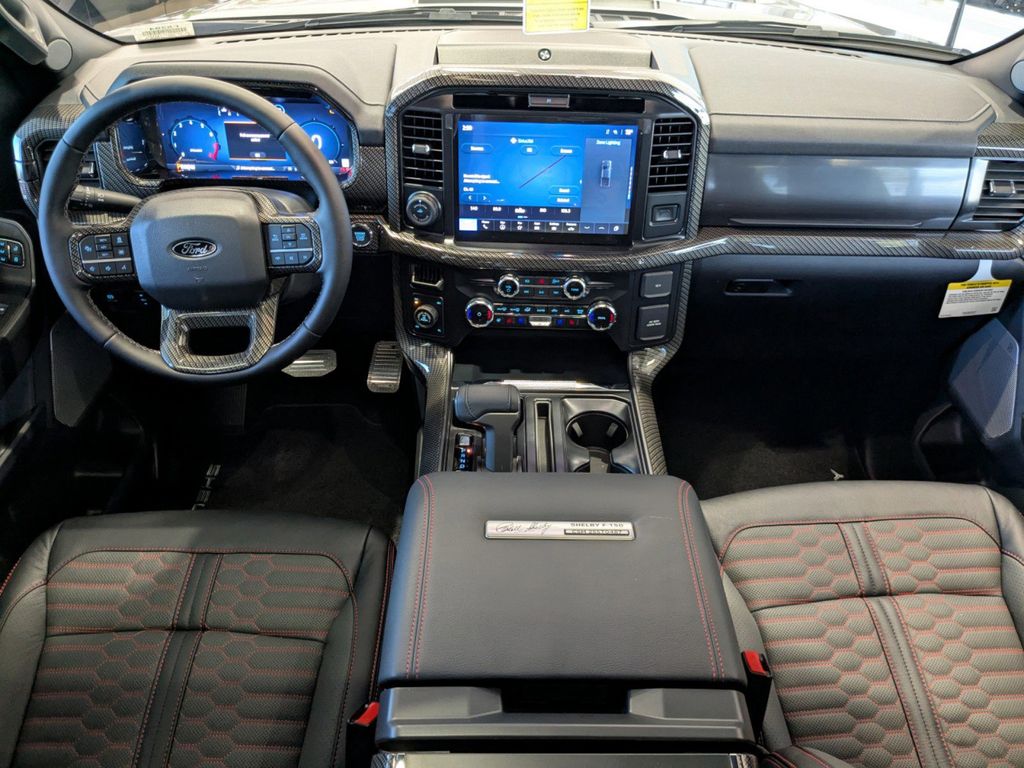 2025 Ford F-150 Lariat photo 16