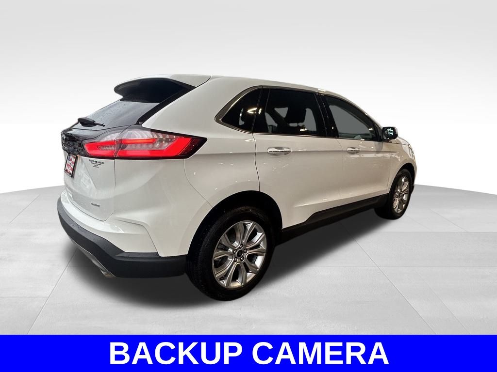 2024 Ford Edge Titanium photo 3