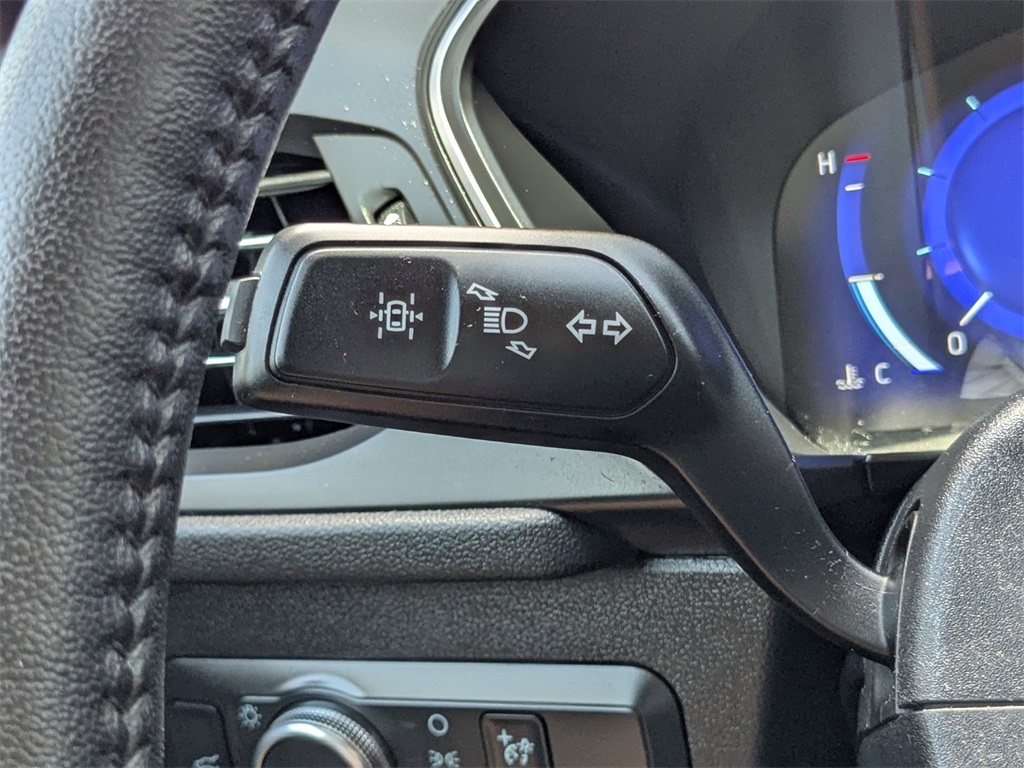 2020 Ford Escape Titanium photo 28