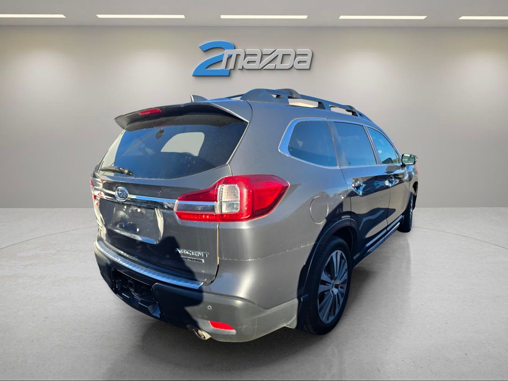 2022 Subaru Ascent Limited photo 4