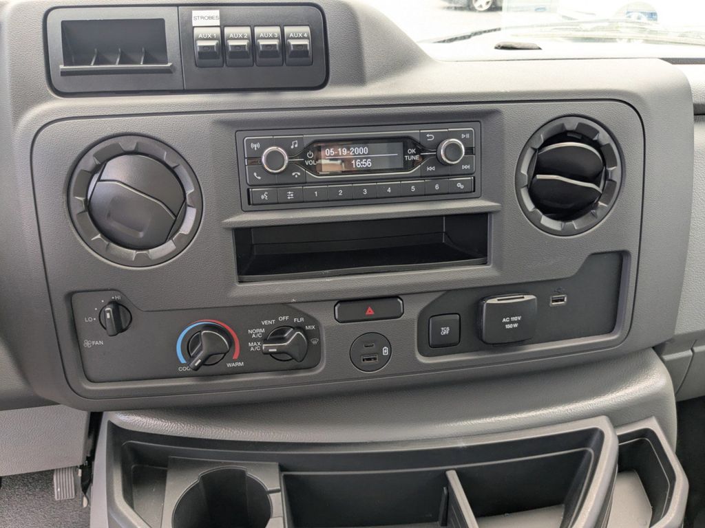 2026 Ford E-350 Base photo 17